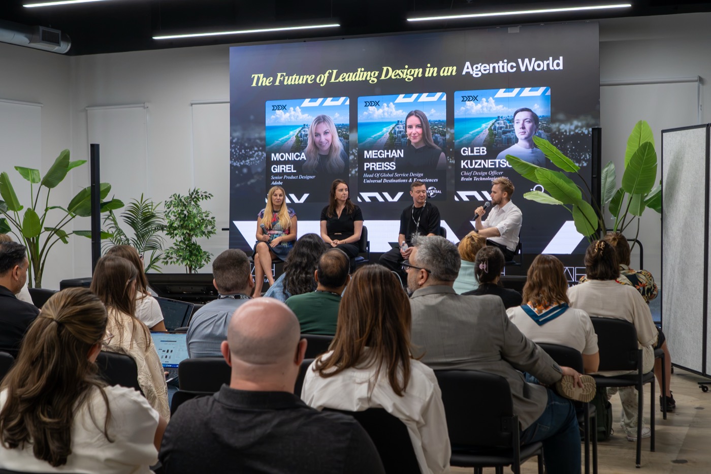 The main stage and audience during the agentic-design panel